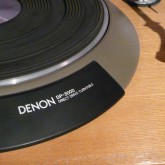 フォノモーターはDP-3000です。速度調整式です。