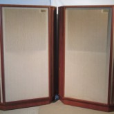 威風堂々、TANNOY の名作です。