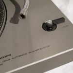 Technics SL-1700 semi-automatic record player