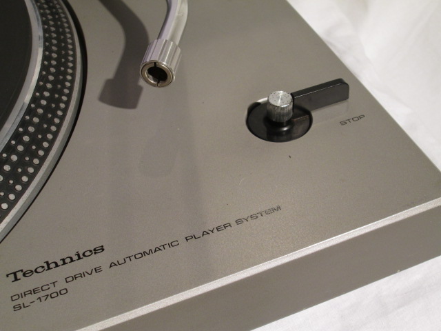 Technics SL-1700 semi-automatic record player -ご成約済- | 中古 