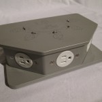 CSE ICX50A-AL isolated 5-output AC electric sockets