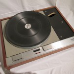 Thorens TD-125mk2 record player (tone-arm less)