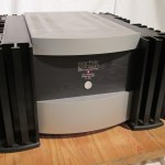 Mark Levinson No.332L dual monoral power amplifier