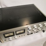 Accuphase E-202 stereo integrated amplifier