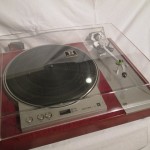 Victor JL-B51 analog record player