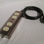 CSE P-22 AC outlet power splitter