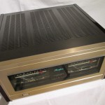 Accuphase P-800 stereo power amplifier