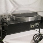 YAMAHA GT-2000 analog disc player