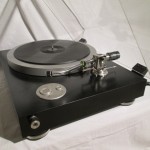 MICRO DD-8z analog disc player