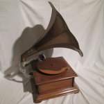 His Masters Voice type Phonograph/Gramophone