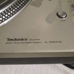 Technics SL-1200mk3D alalog disc player