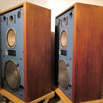 JBL 4343B 4way studio monitor speakers (pair)