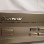 Pioneer F-D3 FM/AM tuner