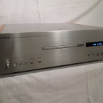 YAMAHA CD-S2000 SACD/CD player