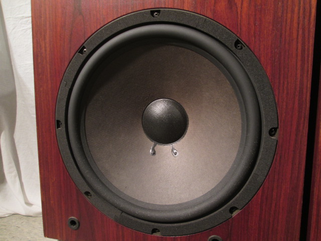 Acoustic Research model 303A (AR-303A) 3way speaker (pair) -sold