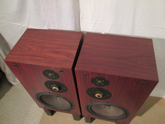 Acoustic Research model 303A (AR-303A) 3way speaker (pair) -sold