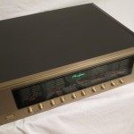 Accuphase DF-55 electronic crossover