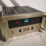 Accuphase P-600 stereo power amplifier