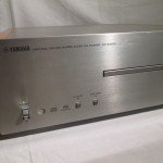 YAMAHA CD-S1000 SACD/CD player