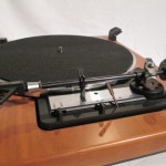 Thorens TD240-2 analog disc player