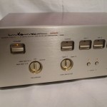 LUXMAN C-06α stereo preamplifier