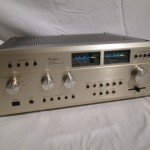 Accuphase E-303 integrated stereo amplifier
