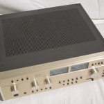 Accuphase E-303 integrated stereo amplifier