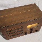 Crown (Nihon Seiki) D-100 tube radio