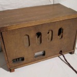 Crown (Nihon Seiki) D-100 tube radio