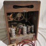Yamanaka Electric TELEVIAN typeHK special tube radio