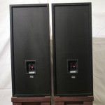 B&W DM220 2way speaker system (pair)