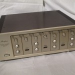 Accuphase F-25 electronic crossover
