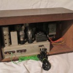 Royal (Harasaki Radio MFG.) model-255 tube radio