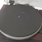 Thorens TD-320mk2 / TP90 analog disc player