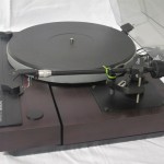 Thorens TD-320mk2 / TP90 analog disc player