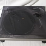 Technics SL-1200 analog disc player