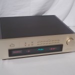 Accuphase T-1000 FM tuner