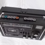 SUNNY-VOX (Shinkyo co-ltd.) 4-band radio + cassette tape recorder