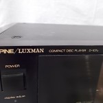 LUXMAN D-107u CD player
