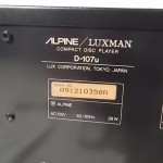 LUXMAN D-107u CD player
