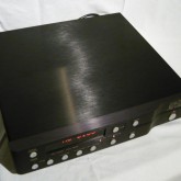 製品は全体的に非常に良い状態です。