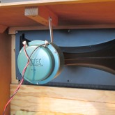 HF は 802D(16Ω) です。