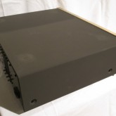 横部は良い状態ですが、上面に機器設置痕が確認できます。