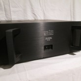お手ごろ価格の Mark Levinson です。