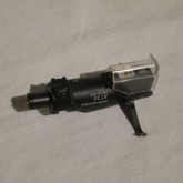 製品全景です。ボディ塗装には経年によるダメージがあります。