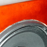 ユニットマウント部はフリーハンドで拡張加工された形跡があります。