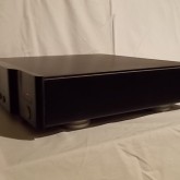 製品横部です。上面と同じように目立つ傷などはありません。