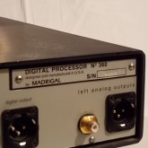 背面の製品表示です。