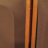 木部には一部ダメージがあります。
