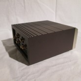 製品横部です。